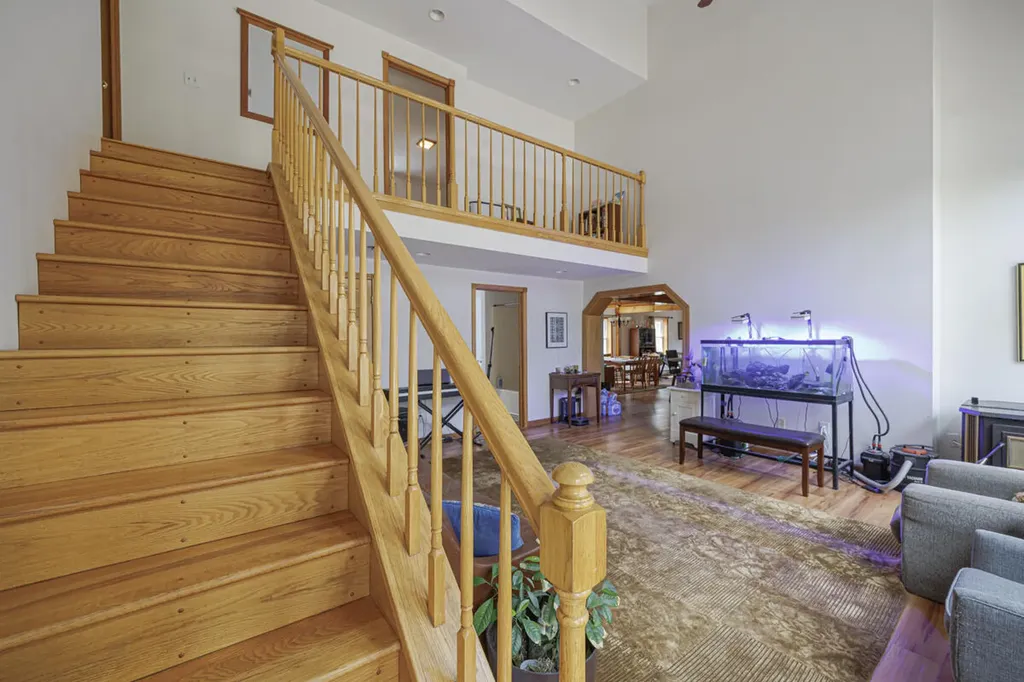 20 Lakeman Lane Eddington ME 04428