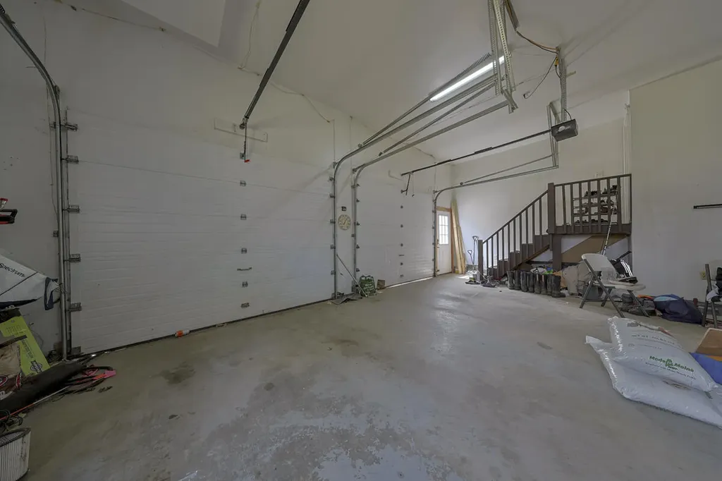 20 Lakeman Lane Eddington ME 04428