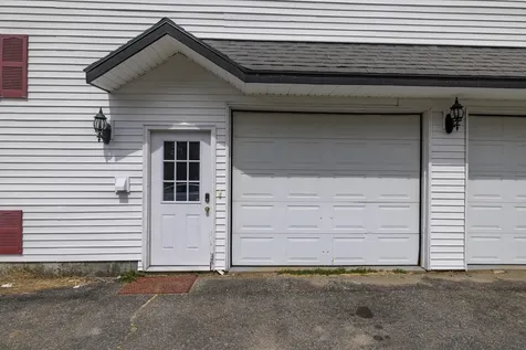 20 Lakeman Lane Eddington ME 04428