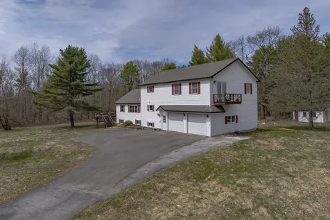 20 Lakeman Lane Eddington ME 04428