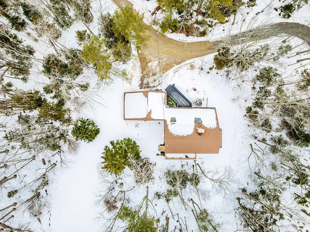 11 Ocean Drive Lincolnville ME 04849