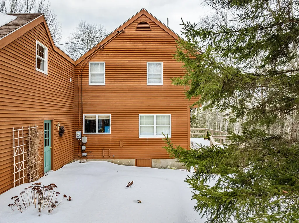 11 Ocean Drive Lincolnville ME 04849