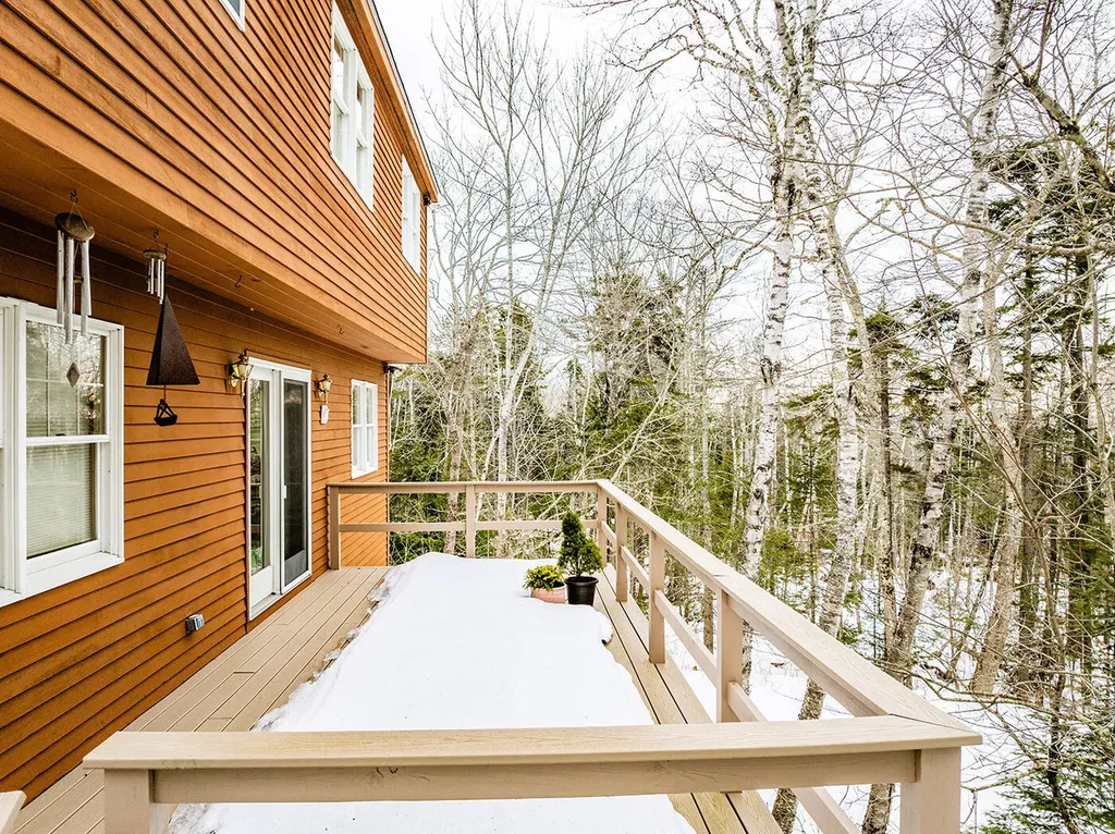 11 Ocean Drive Lincolnville ME 04849