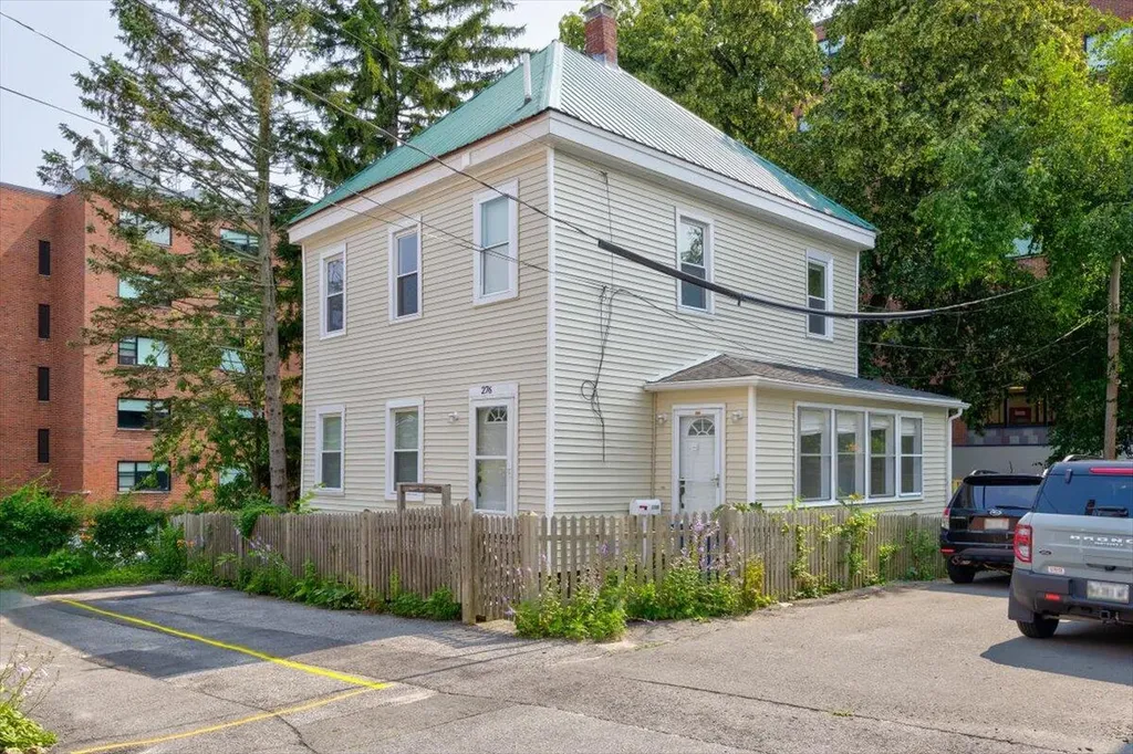 276 B Danforth Street Portland ME 04102