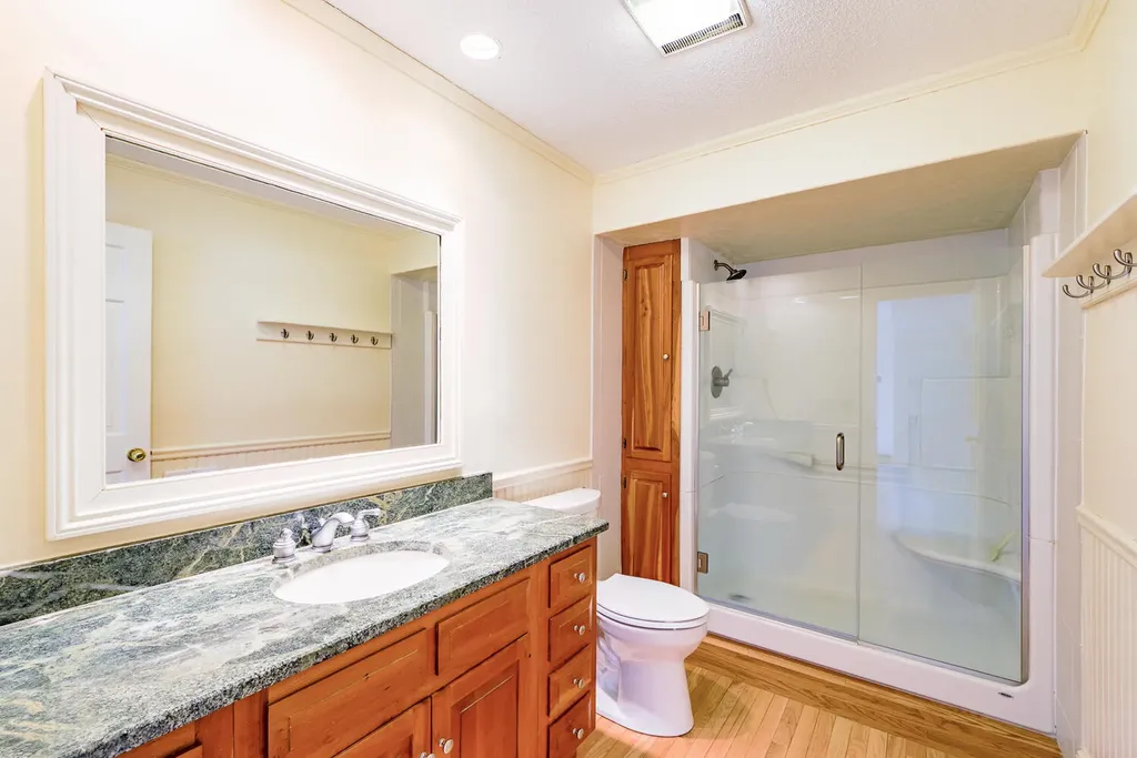 40 Harbor Drive Lincolnville ME 04849