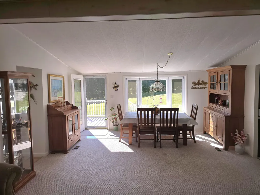 160 Maple Lane Poland ME 04274