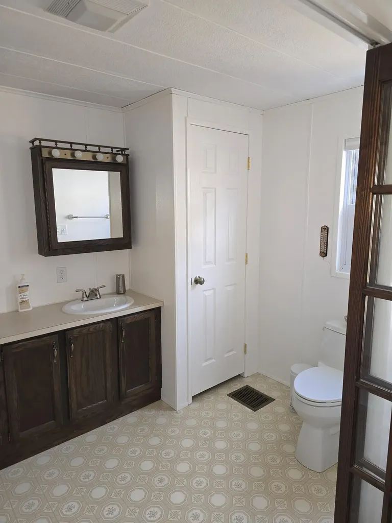 160 Maple Lane Poland ME 04274