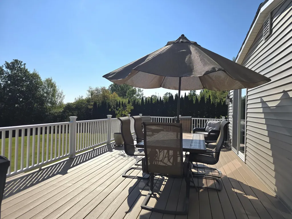160 Maple Lane Poland ME 04274