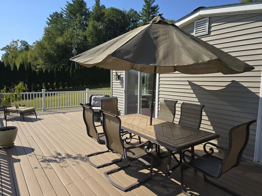 160 Maple Lane Poland ME 04274