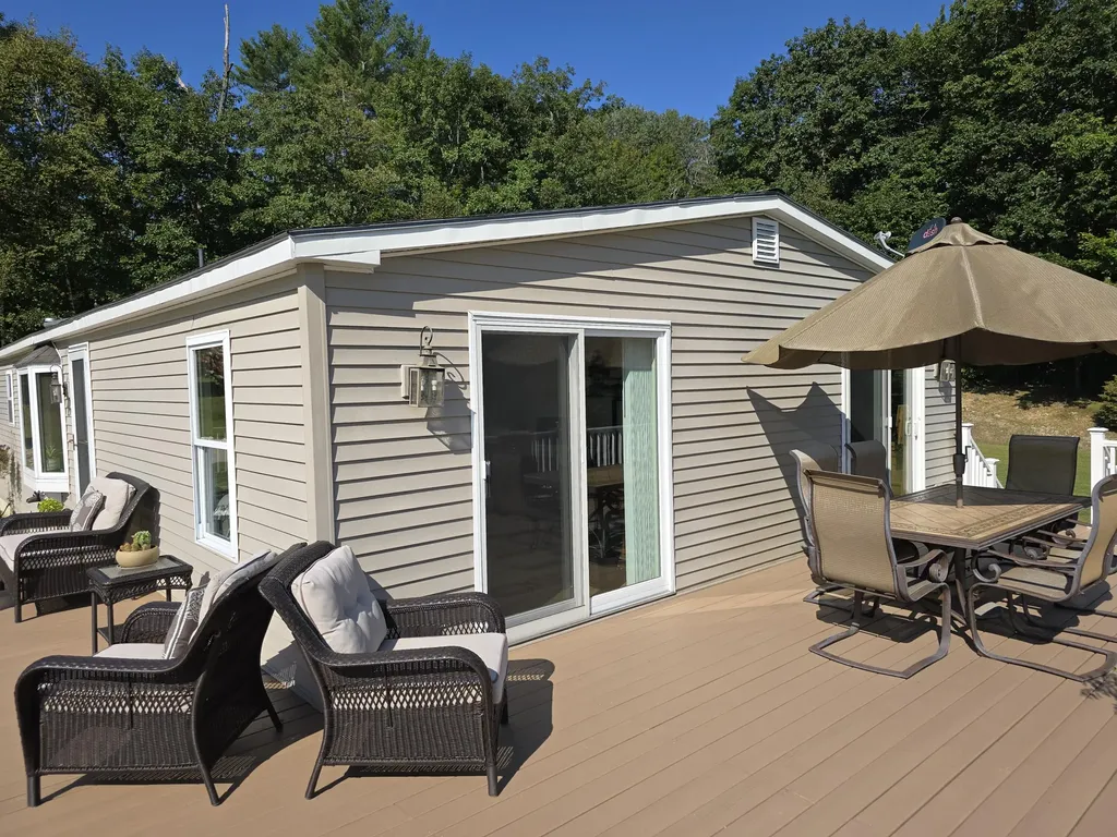 160 Maple Lane Poland ME 04274