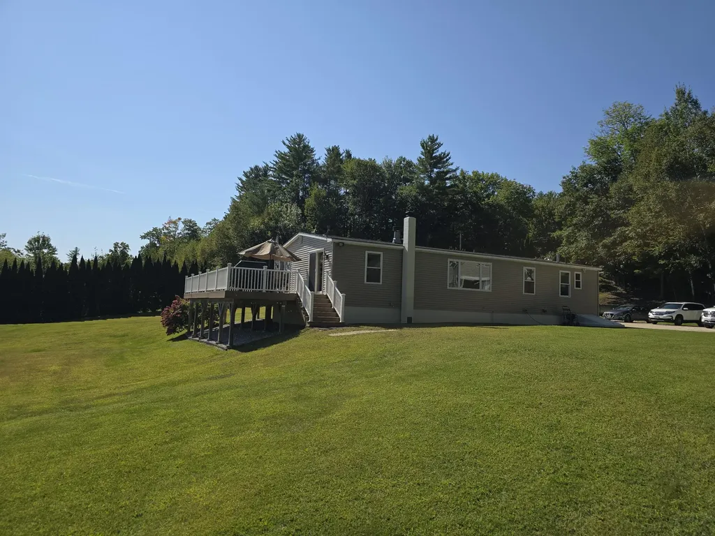 160 Maple Lane Poland ME 04274