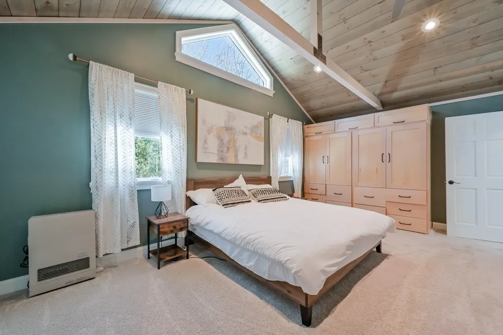 1006 Red Stallion Drive Carrabassett Valley ME 04947