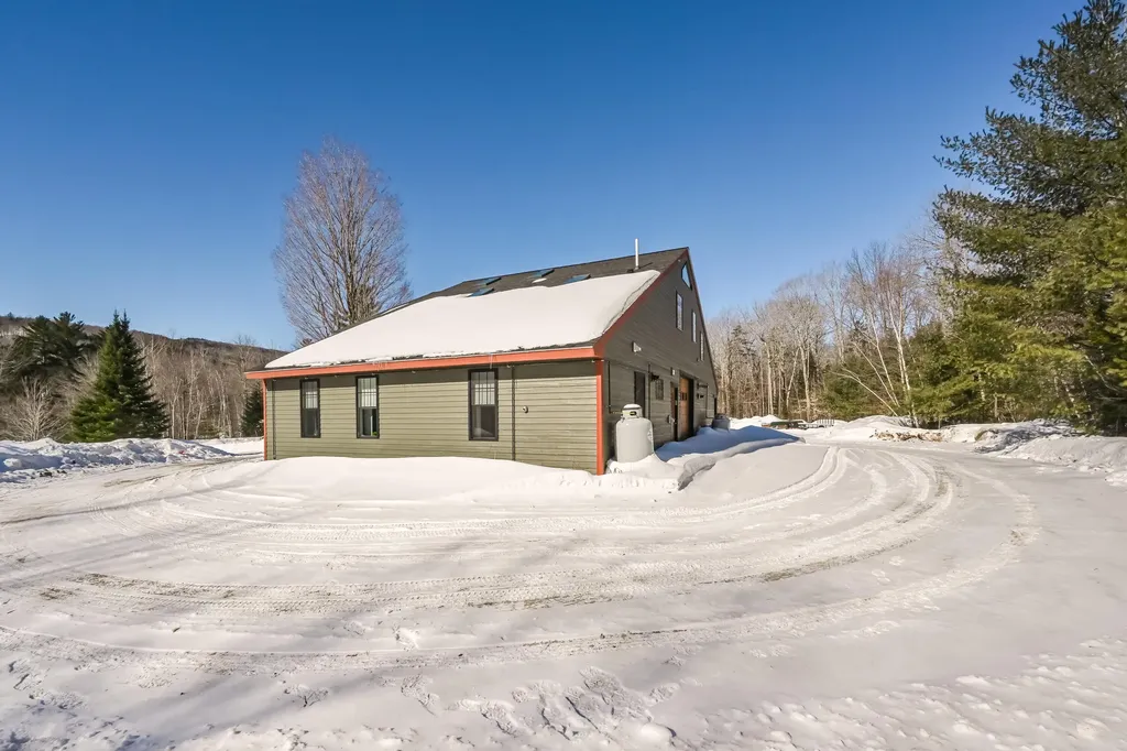 1006 Red Stallion Drive Carrabassett Valley ME 04947