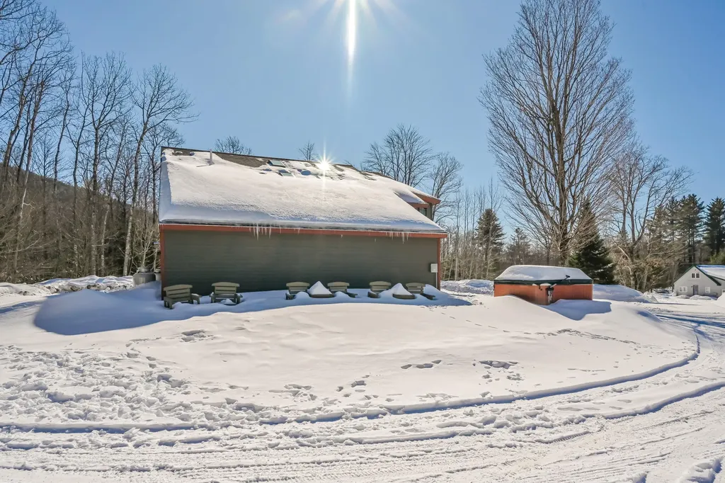 1006 Red Stallion Drive Carrabassett Valley ME 04947