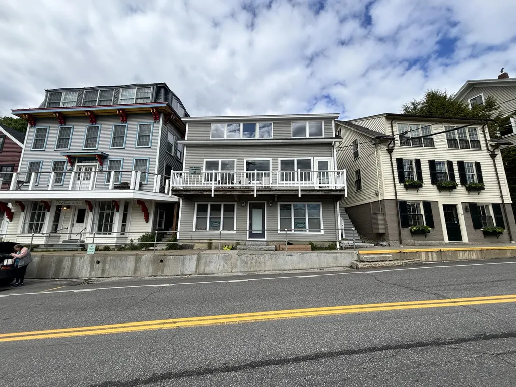 21 Main Street Rockport ME 04856