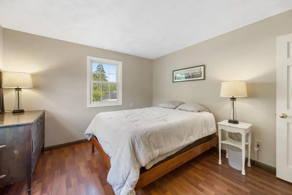 79 Mount Pleasant Street Rockport ME 04856