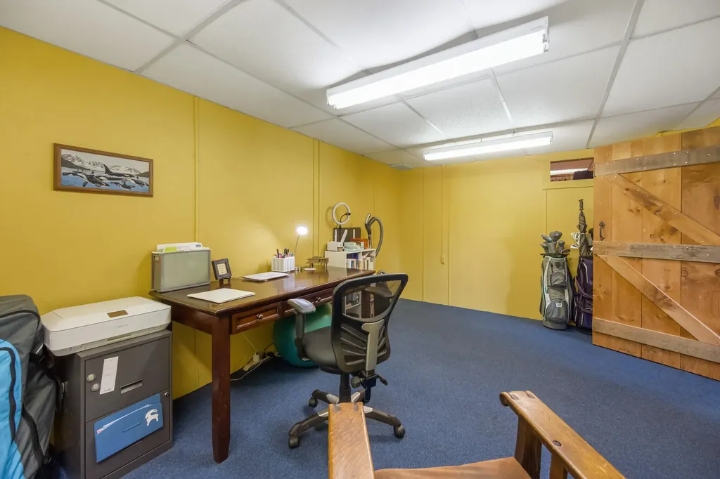 79 Mount Pleasant Street Rockport ME 04856