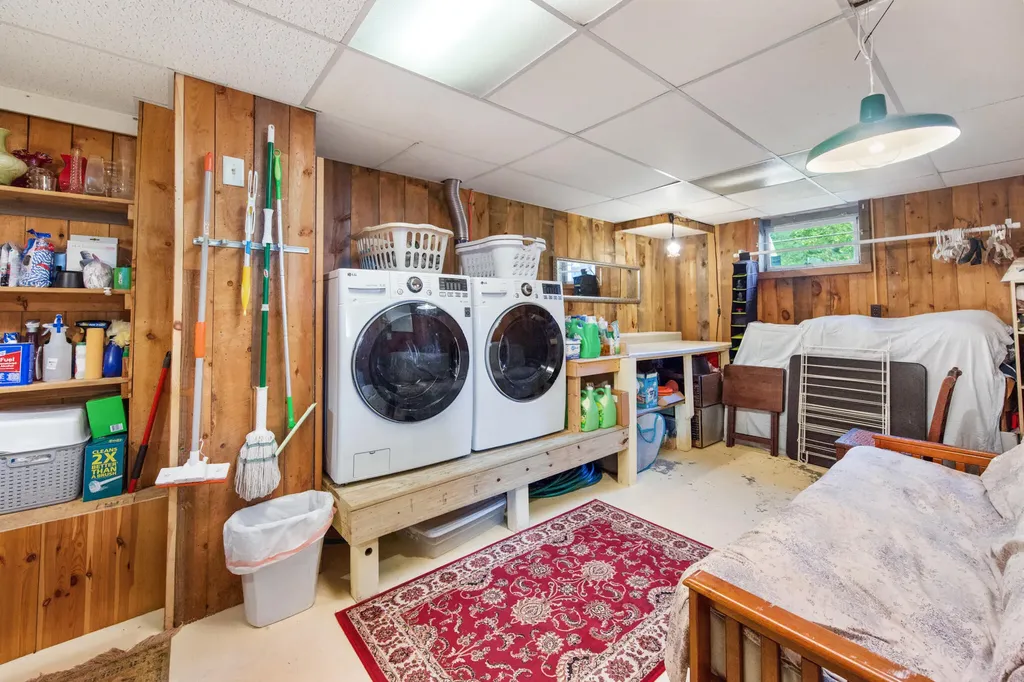 79 Mount Pleasant Street Rockport ME 04856