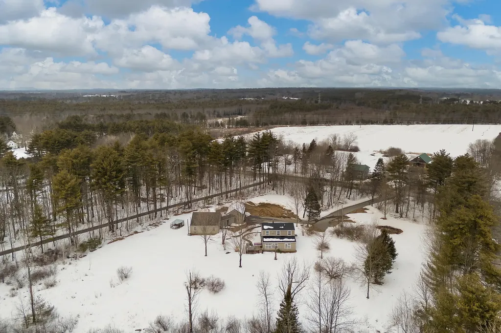 1295 Long Plains Road Buxton ME 04093
