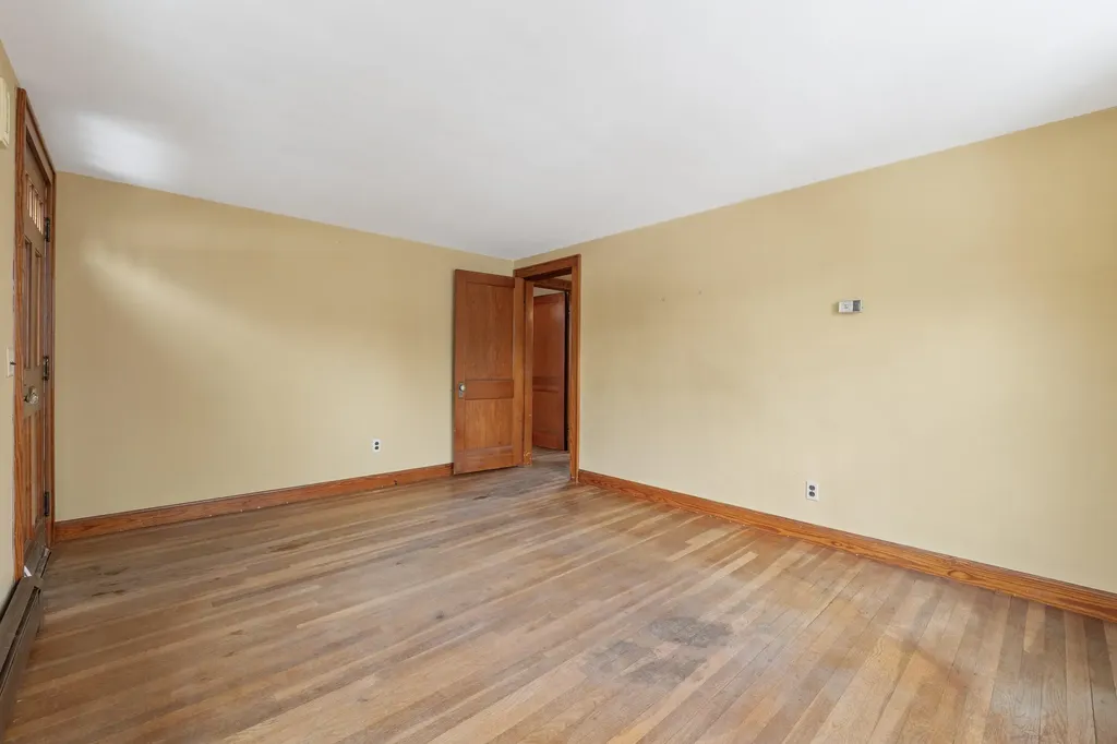 52 Tilton Avenue Kittery ME 03904