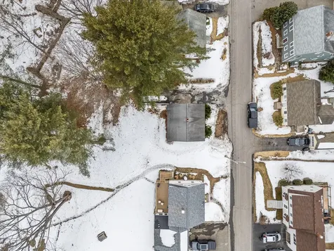 52 Tilton Avenue Kittery ME 03904