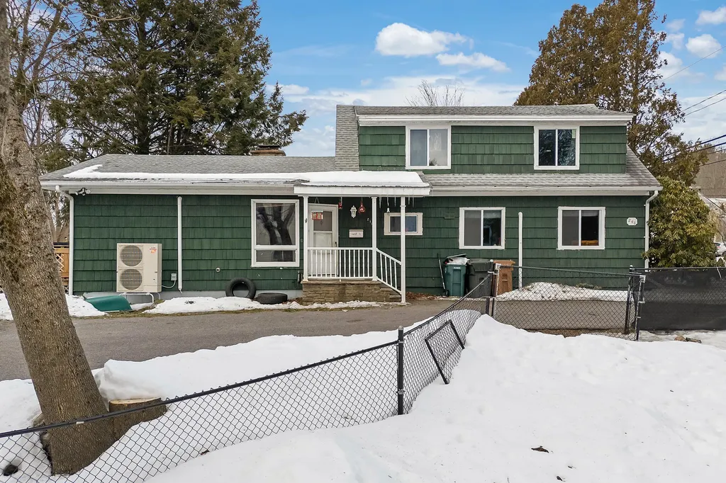 248 Lincoln Street Saco ME 04072