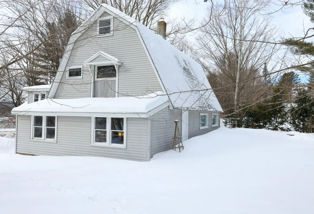 408 Farmington Falls Road Farmington ME 04938