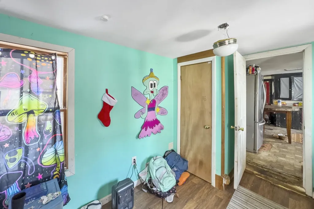 102 Beechwood Street Thomaston ME 04861