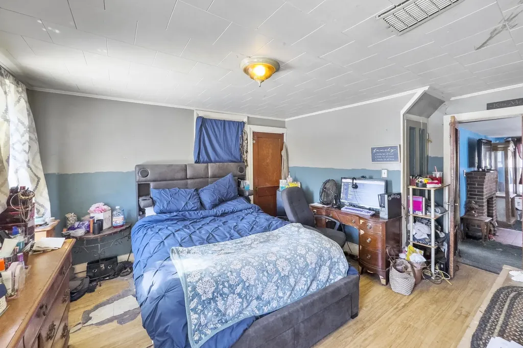 102 Beechwood Street Thomaston ME 04861