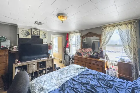 102 Beechwood Street Thomaston ME 04861