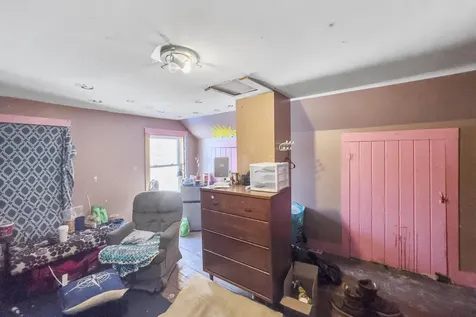 102 Beechwood Street Thomaston ME 04861