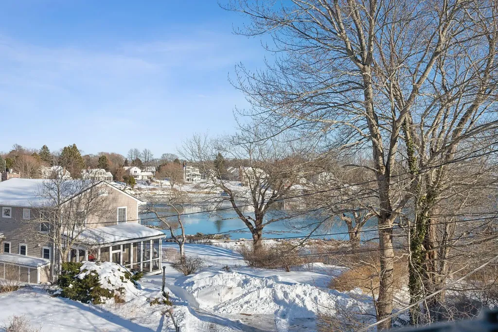 14 Langsford Road Kennebunkport ME 04046