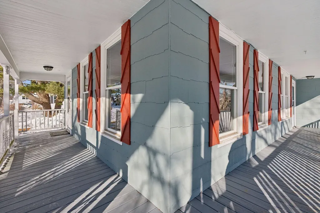14 Langsford Road Kennebunkport ME 04046