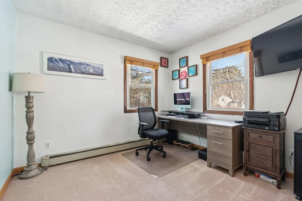 376 Pond Road Lewiston ME 04240