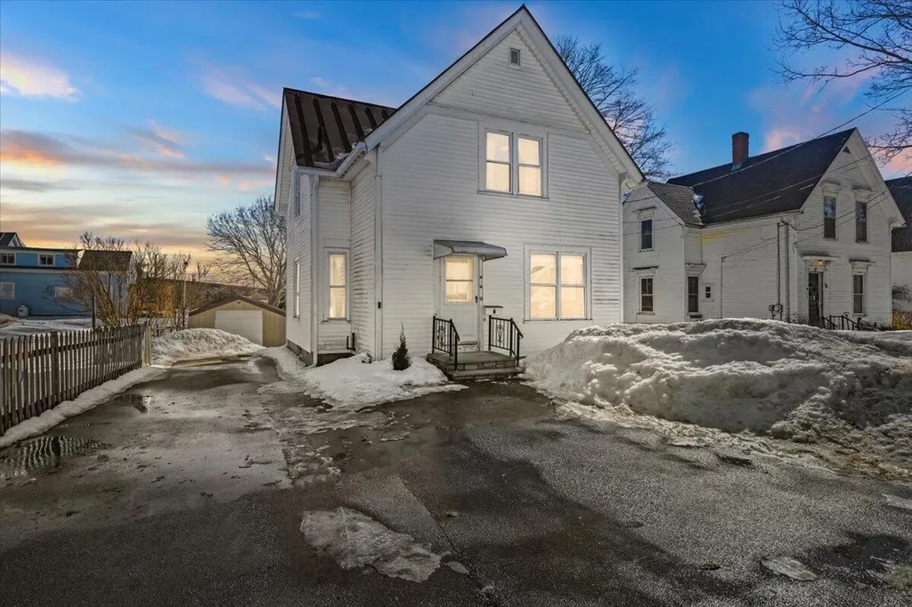 15 Knox Street Rockland ME 04841