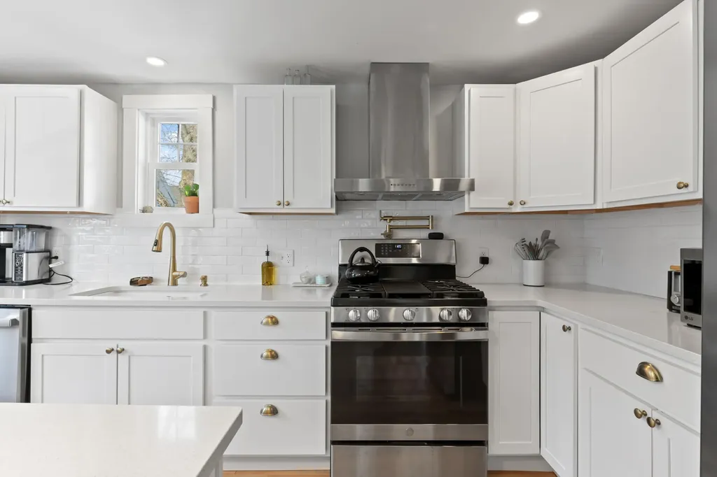 7 Vernon Street Saco ME 04072