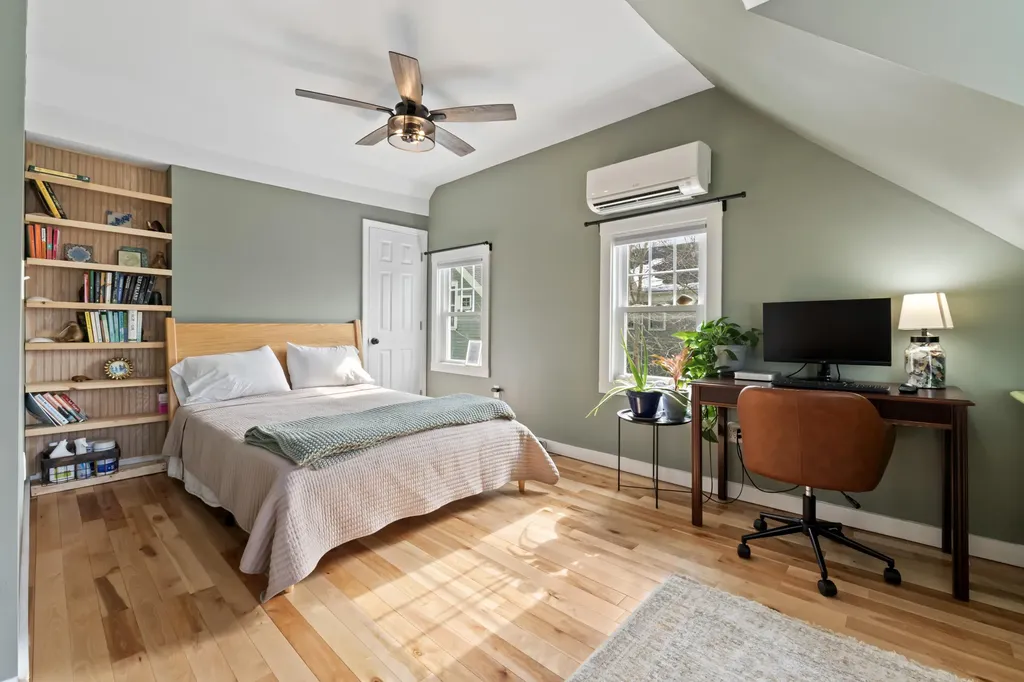 7 Vernon Street Saco ME 04072