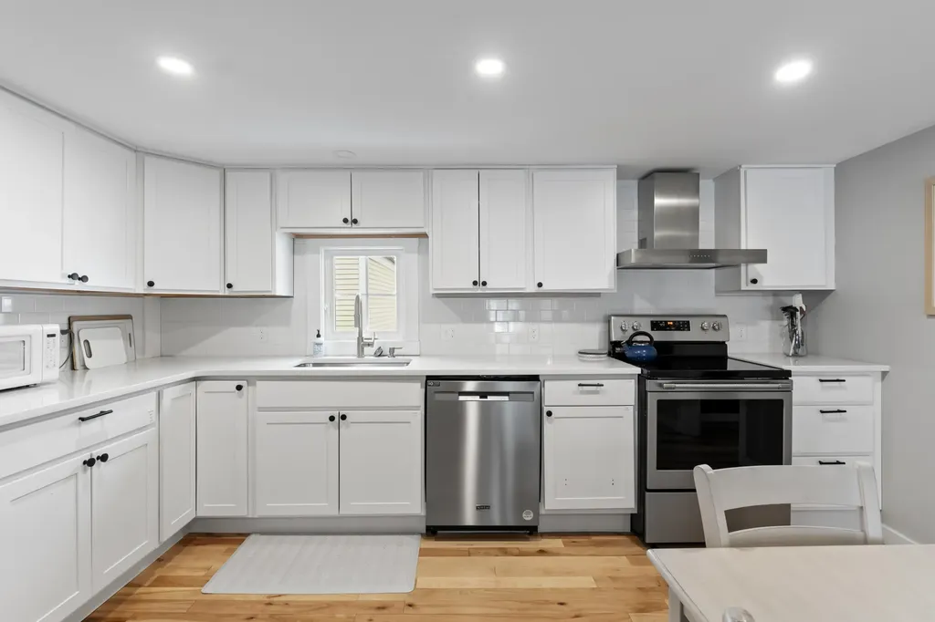 7 Vernon Street Saco ME 04072