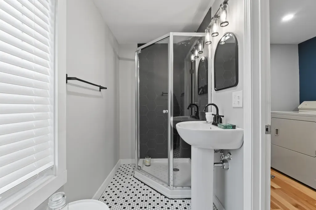 7 Vernon Street Saco ME 04072