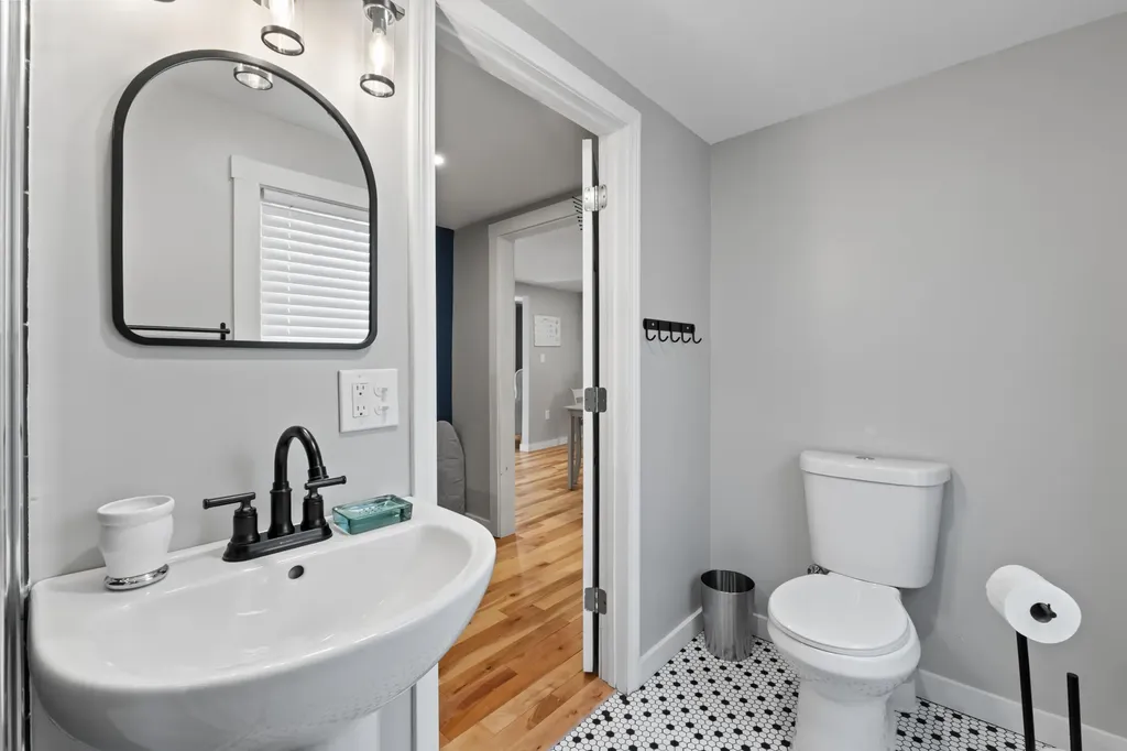 7 Vernon Street Saco ME 04072