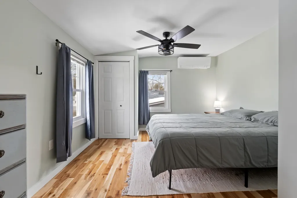 7 Vernon Street Saco ME 04072