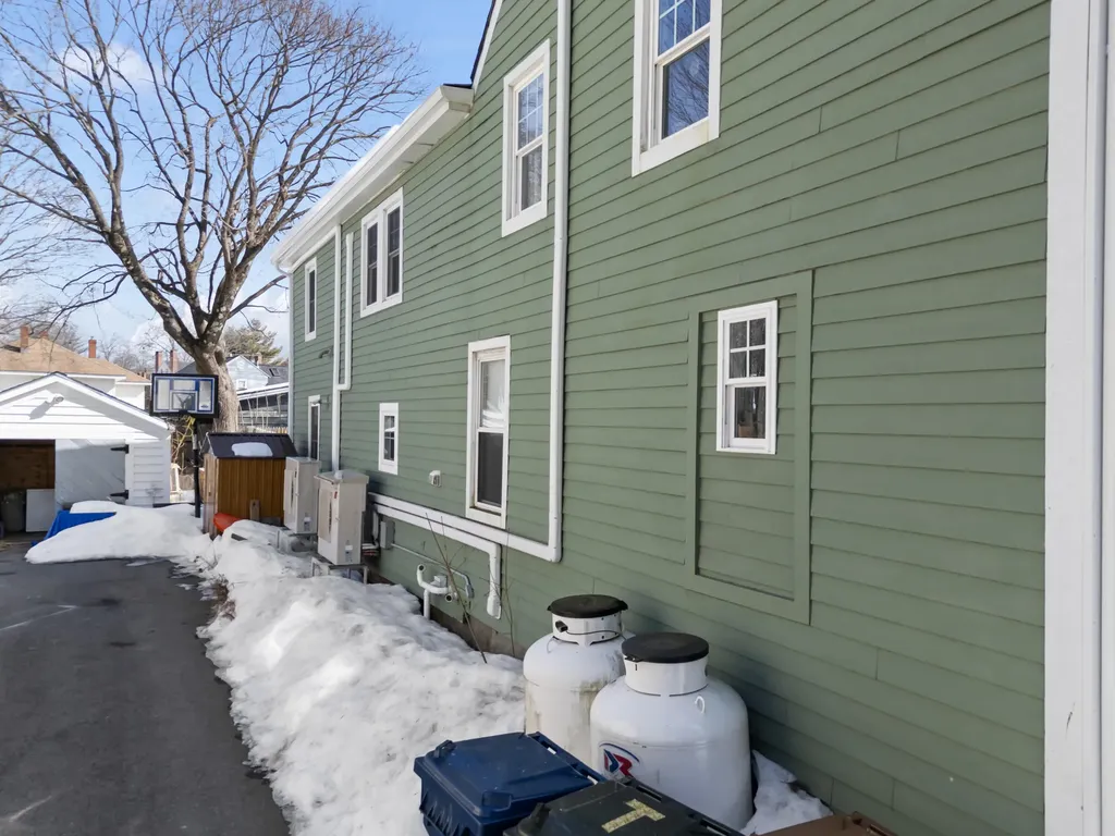7 Vernon Street Saco ME 04072