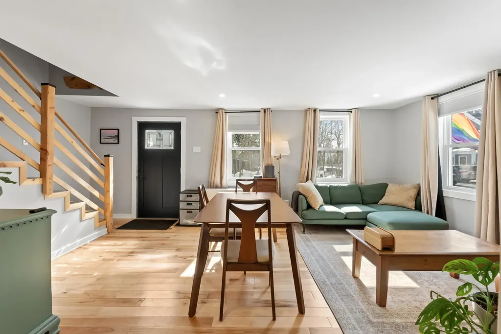 7 Vernon Street Saco ME 04072
