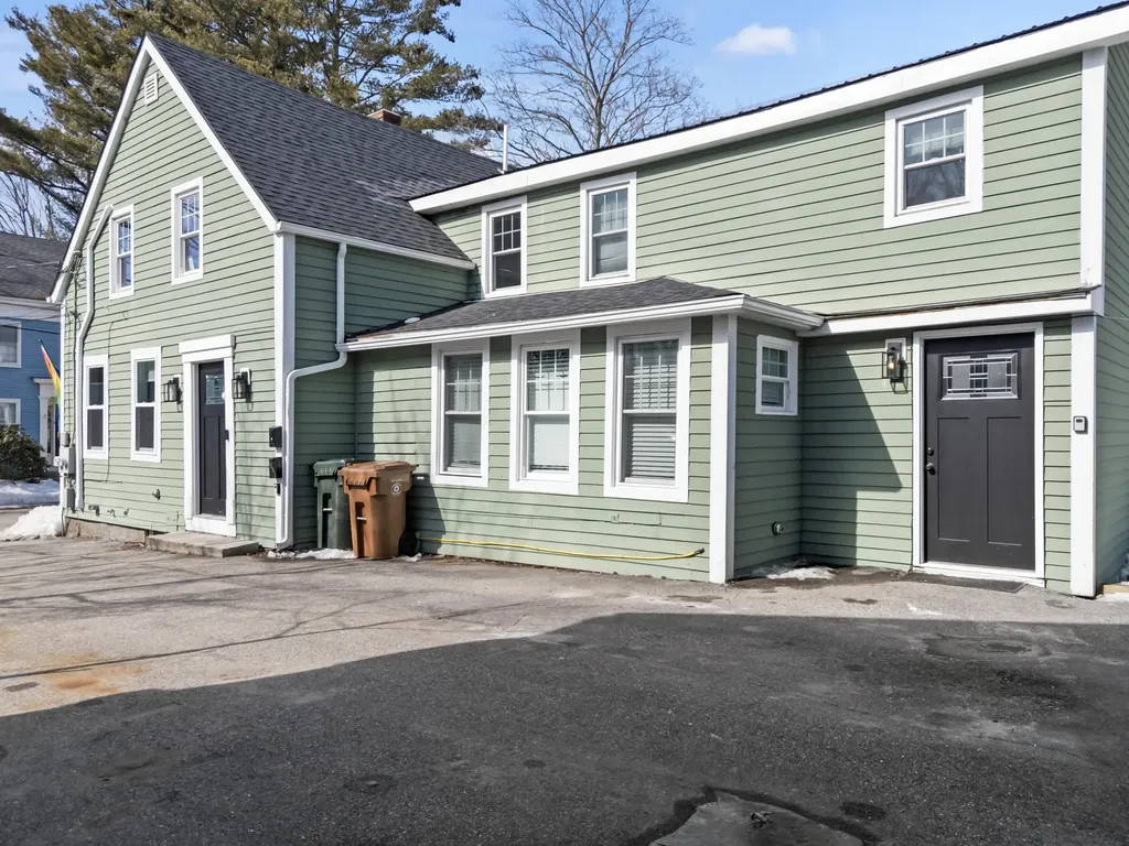 7 Vernon Street Saco ME 04072