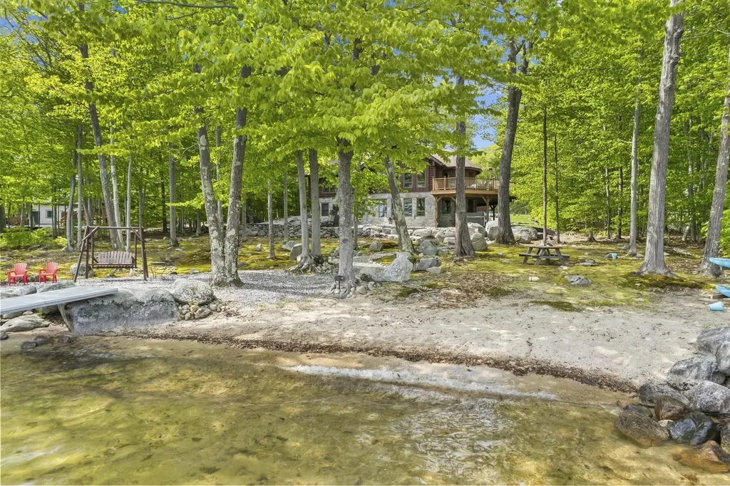 26/LOT3037 Emerald Point Drive Frye Island ME 04071