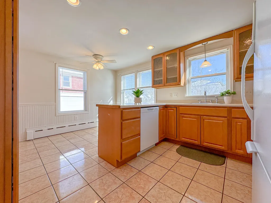 10 Avenue Two Scarborough ME 04074