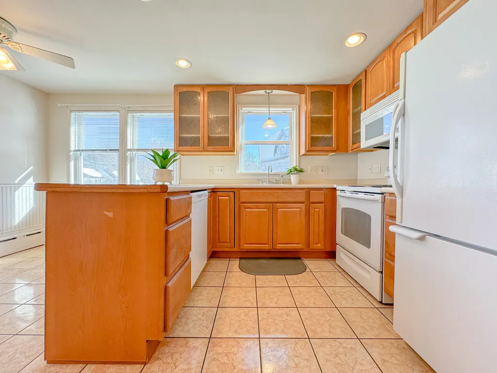 10 Avenue Two Scarborough ME 04074