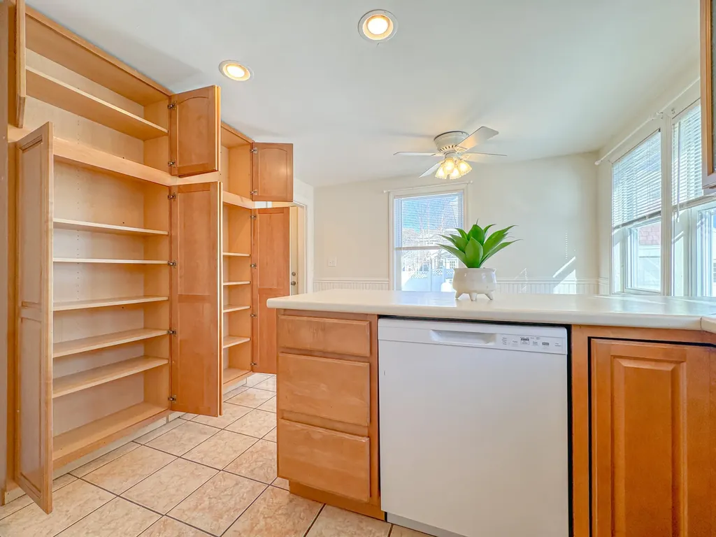 10 Avenue Two Scarborough ME 04074