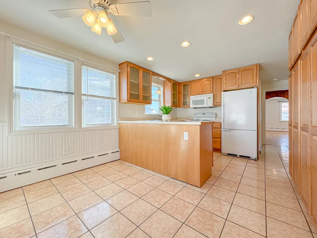 10 Avenue Two Scarborough ME 04074