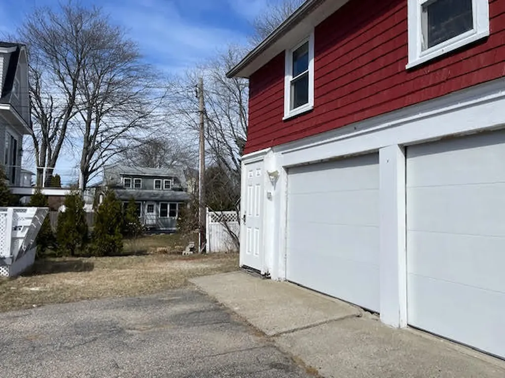 10 Avenue Two Scarborough ME 04074